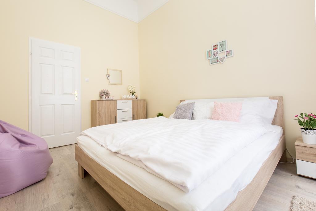 Bpm: Dob70 Classic Apartment In Downtown Budapešť Pokoj fotografie