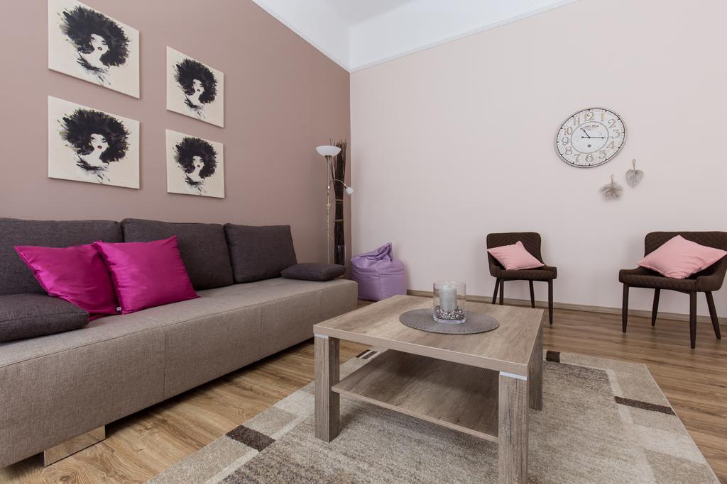 Bpm: Dob70 Classic Apartment In Downtown Budapešť Pokoj fotografie