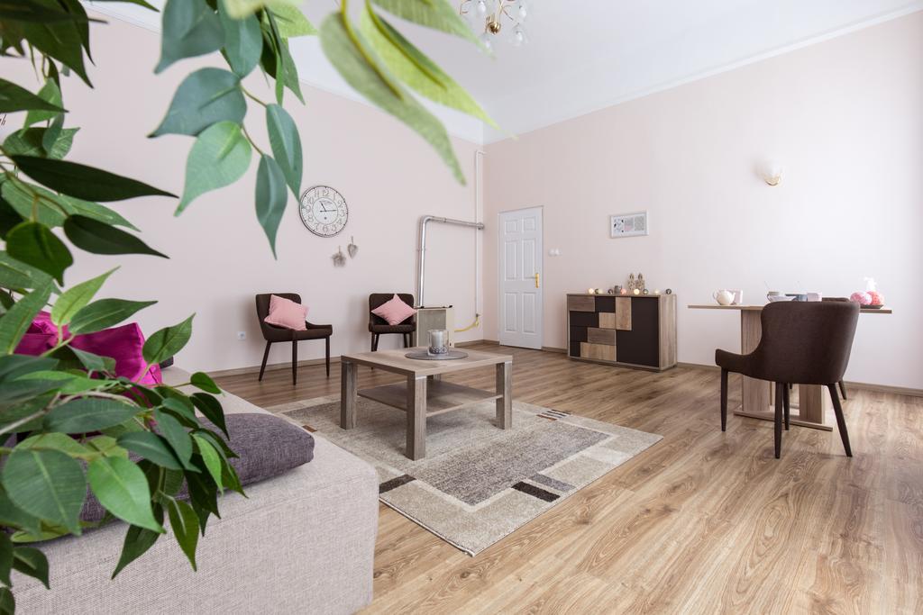 Bpm: Dob70 Classic Apartment In Downtown Budapešť Pokoj fotografie