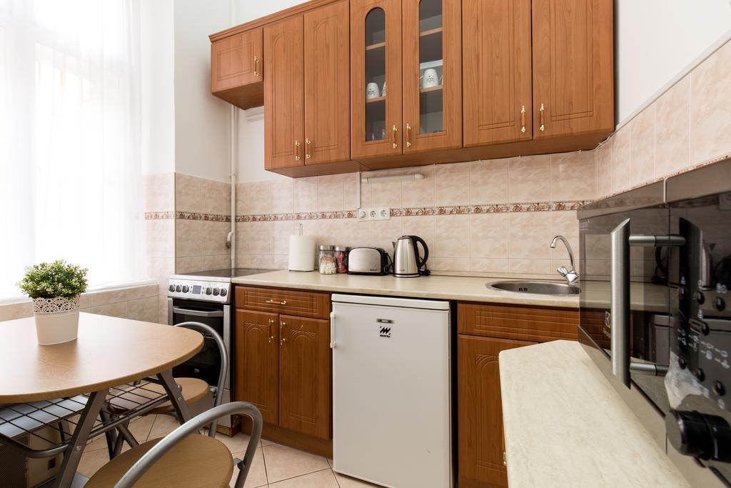 Bpm: Dob70 Classic Apartment In Downtown Budapešť Pokoj fotografie